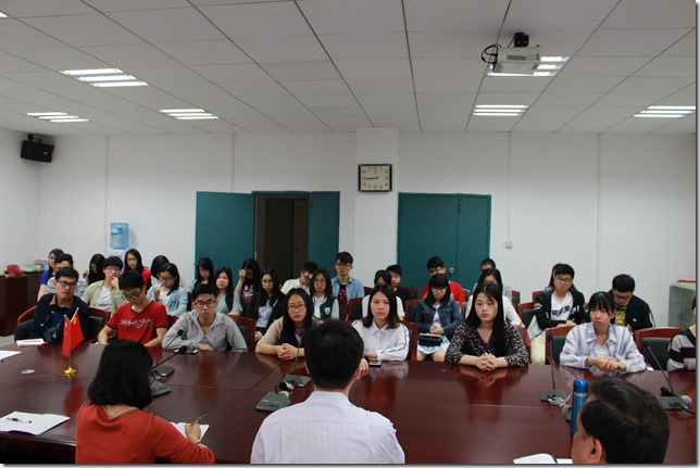座谈会现场 座谈会现场